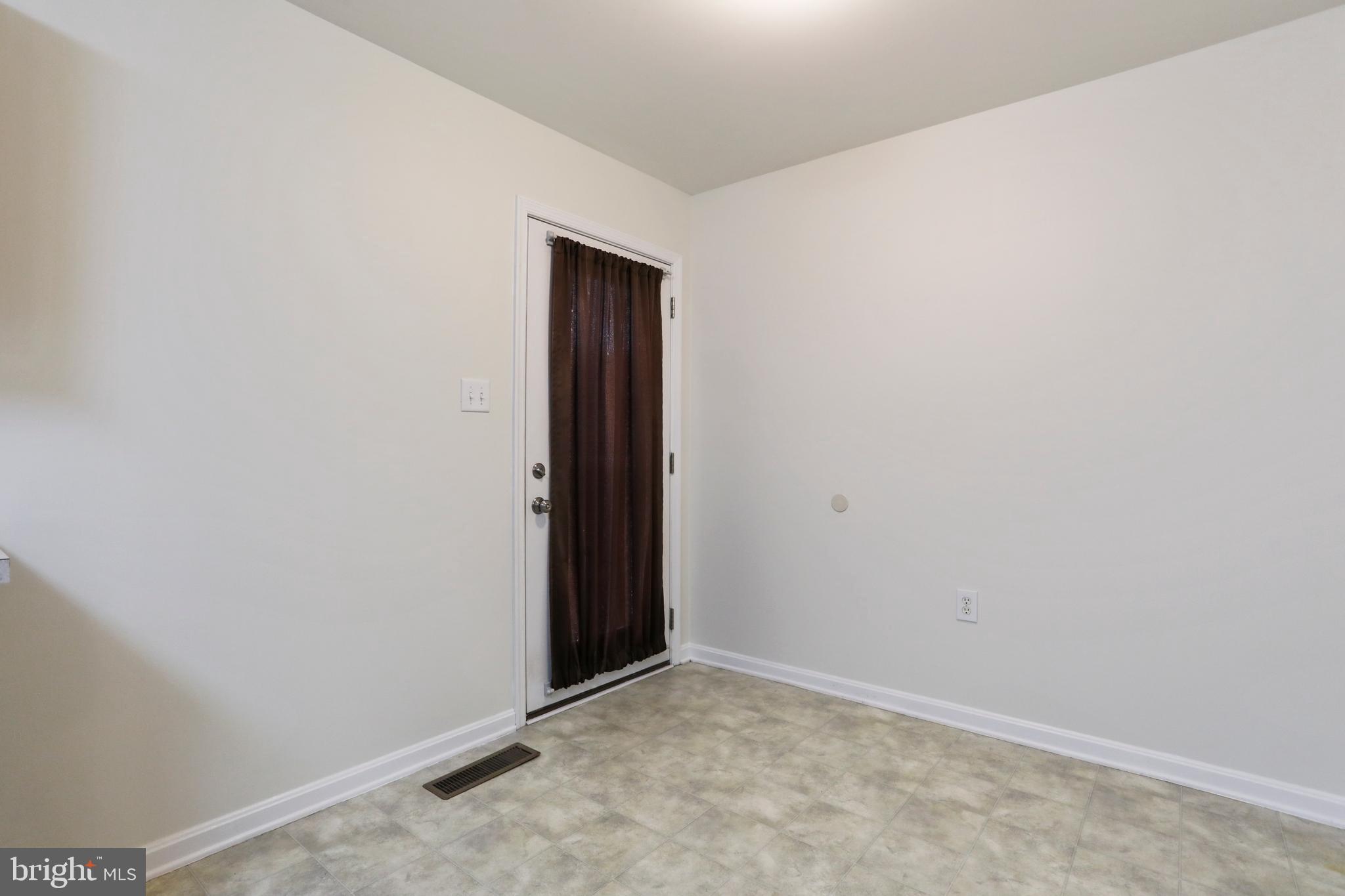 HAMMONDS MILL - Residential