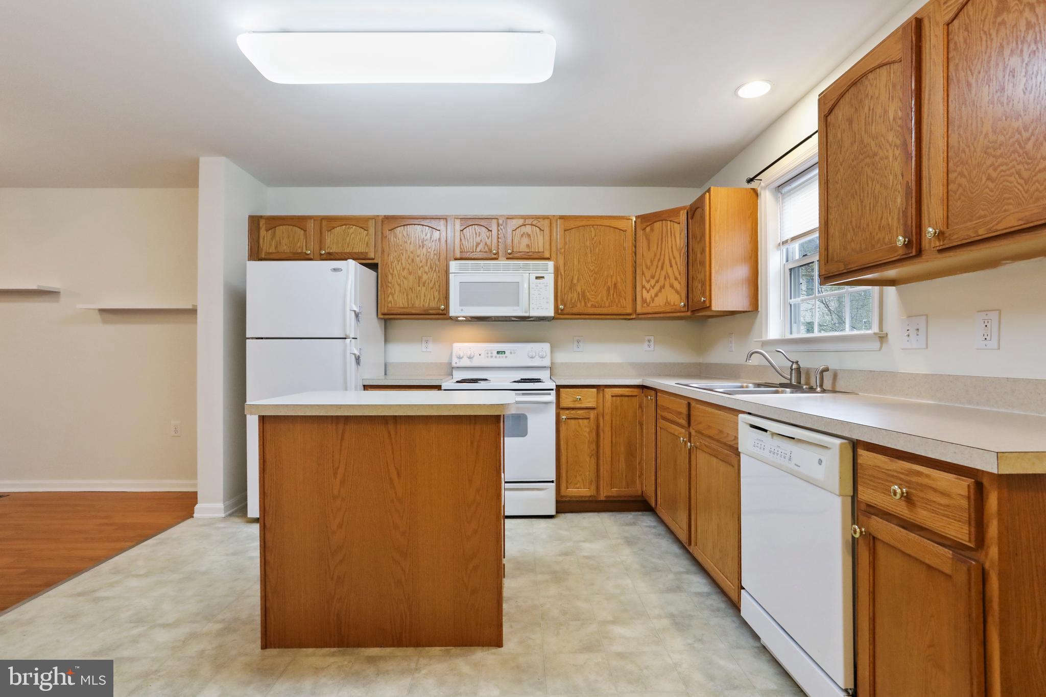 HAMMONDS MILL - Residential