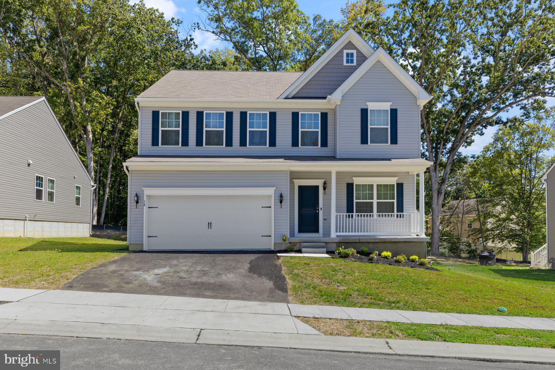 MONTGOMERY OAKS - Residential