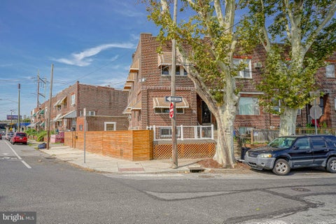 Townhouse For Rent - 2412 S 24th Street #2<br/> PHILADELPHIA, PA 19145