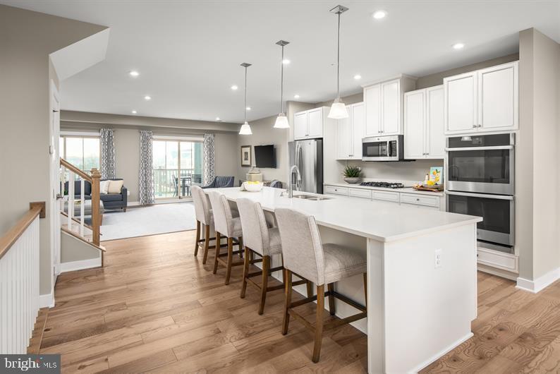 OAKDALE VILLAGE - Residential