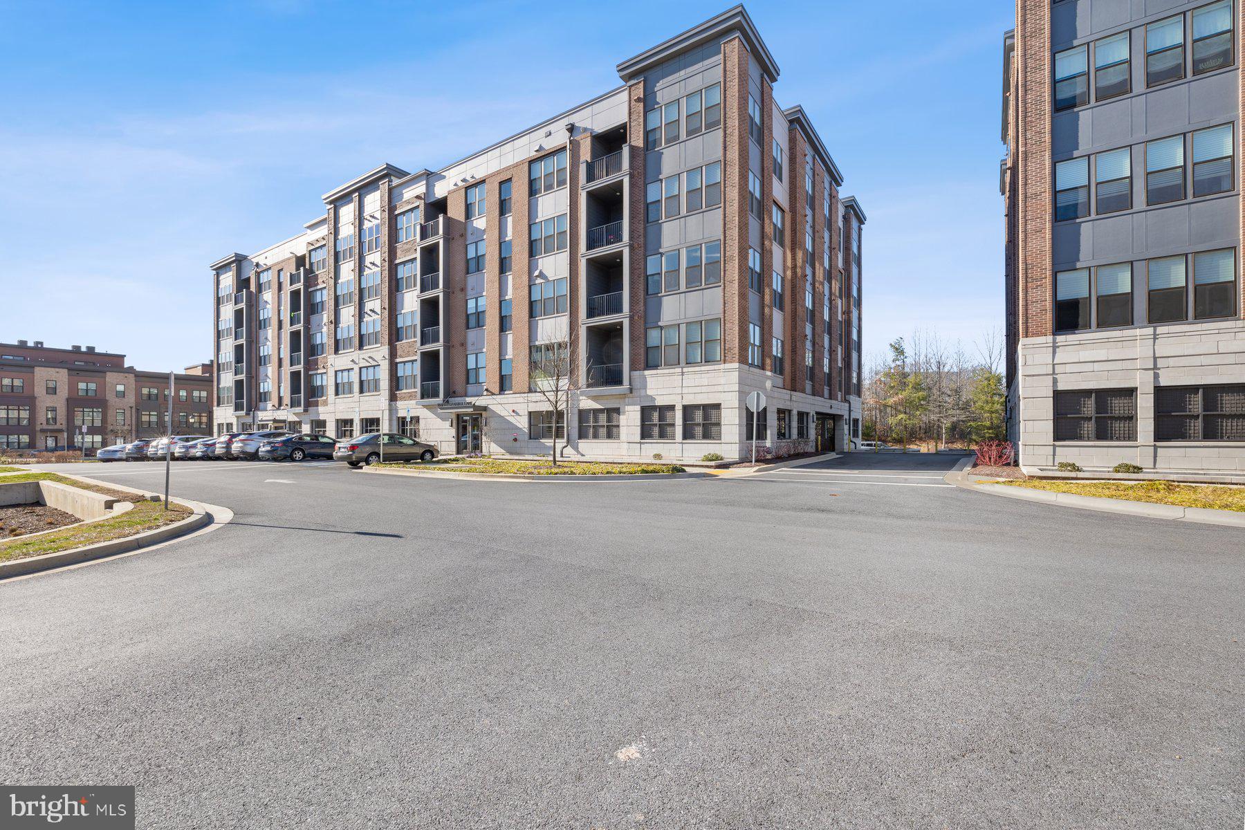 TOWER OAKS - Residential