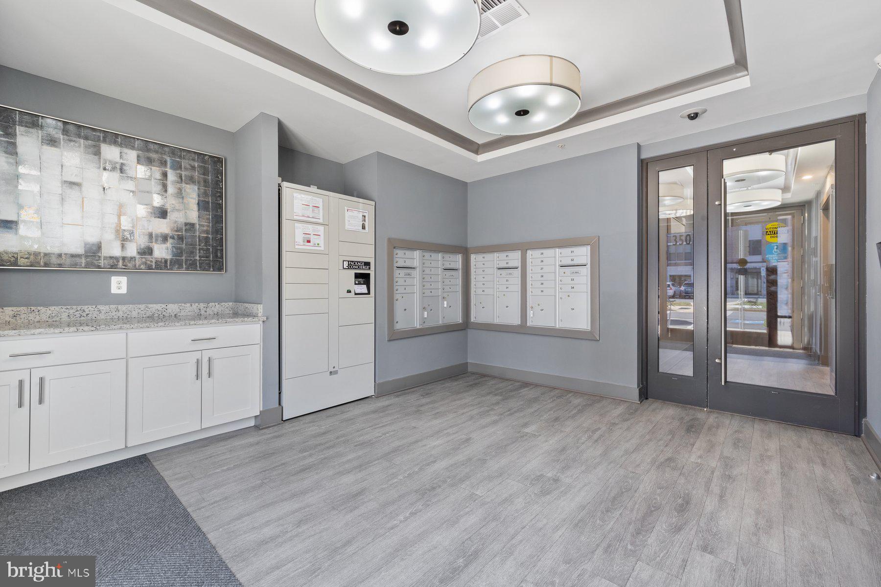 TOWER OAKS - Residential