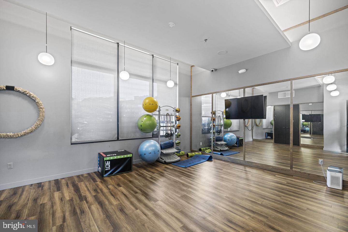 TOWER OAKS - Residential