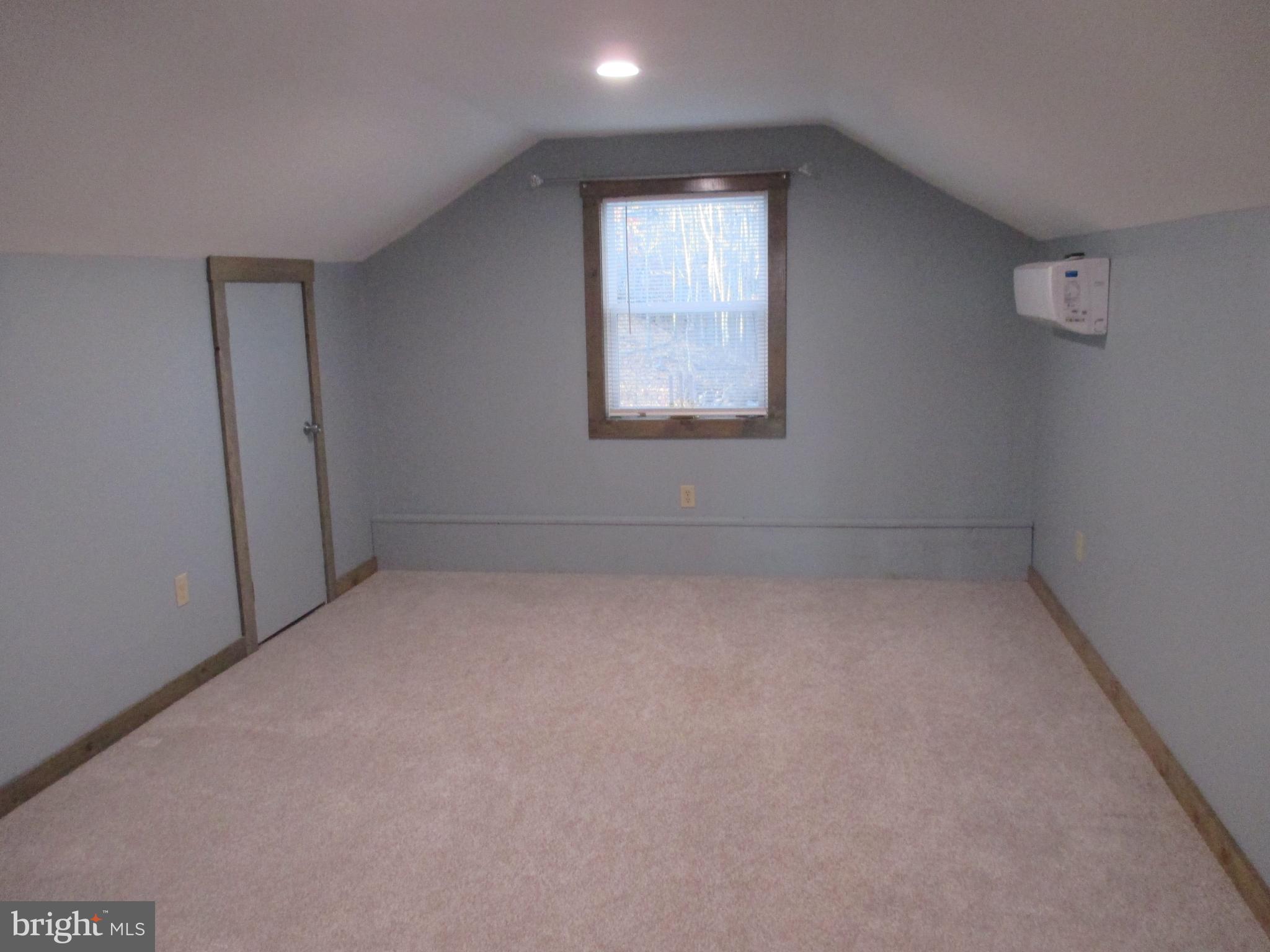 SHORT GAP AREA - Residential