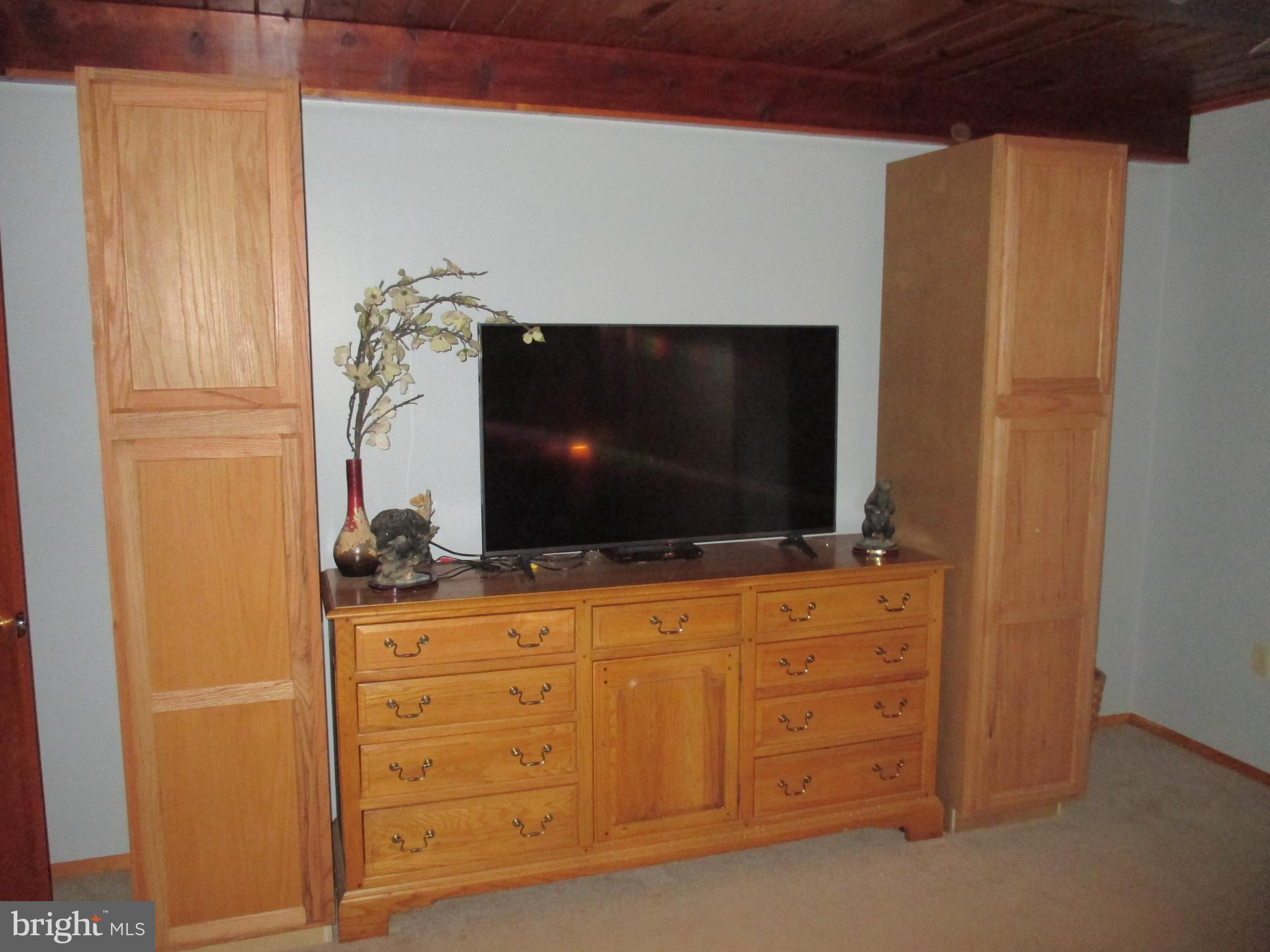 SHORT GAP AREA - Residential