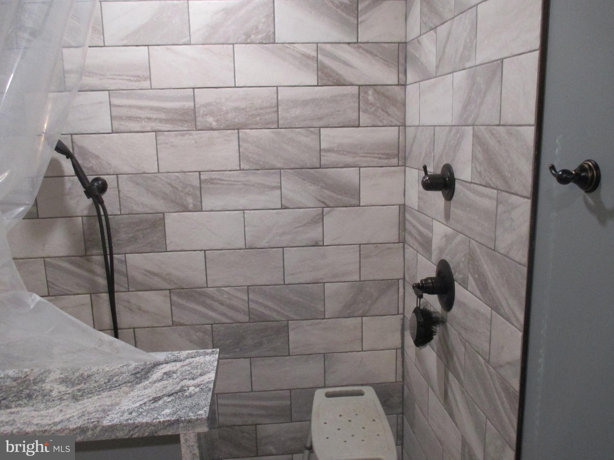 SHORT GAP AREA - Residential