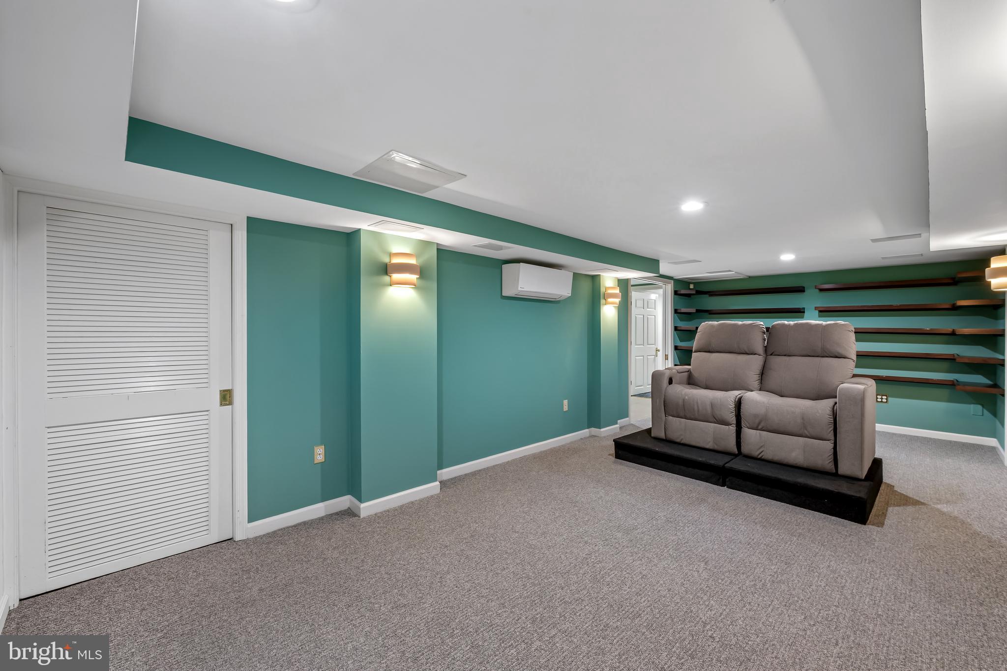 TOWSON - Residential