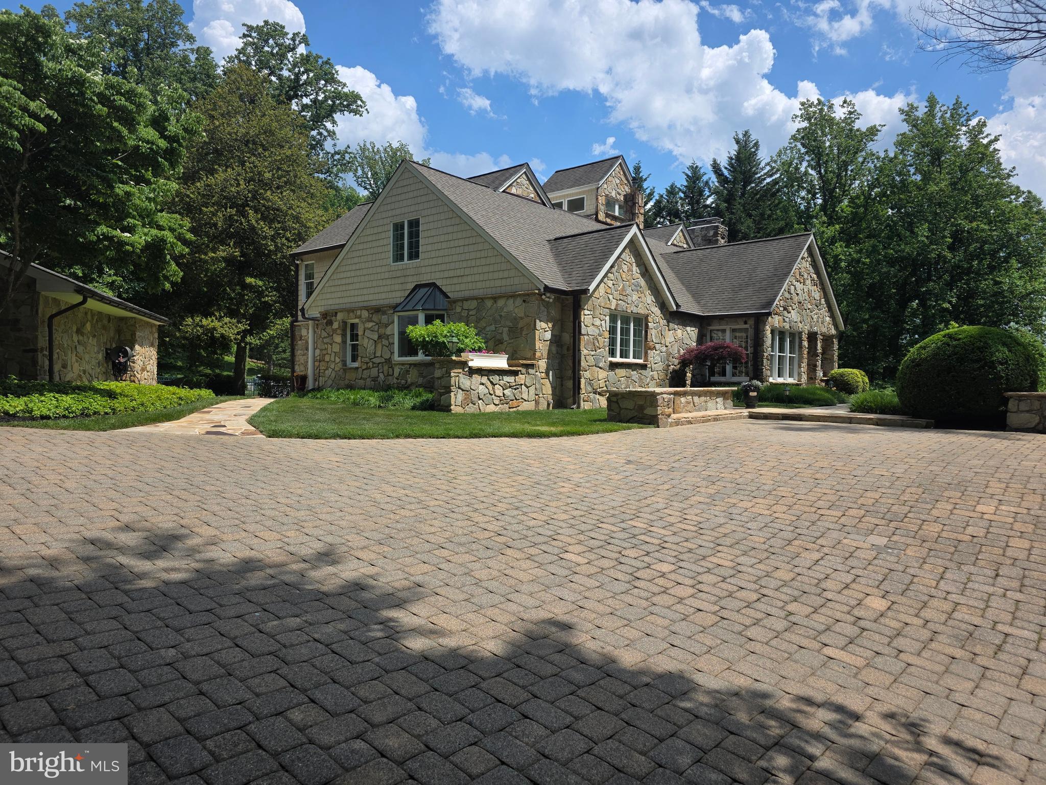 TOWSON - Residential