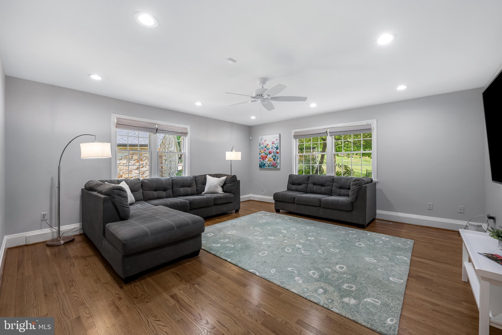 TOWSON - Residential