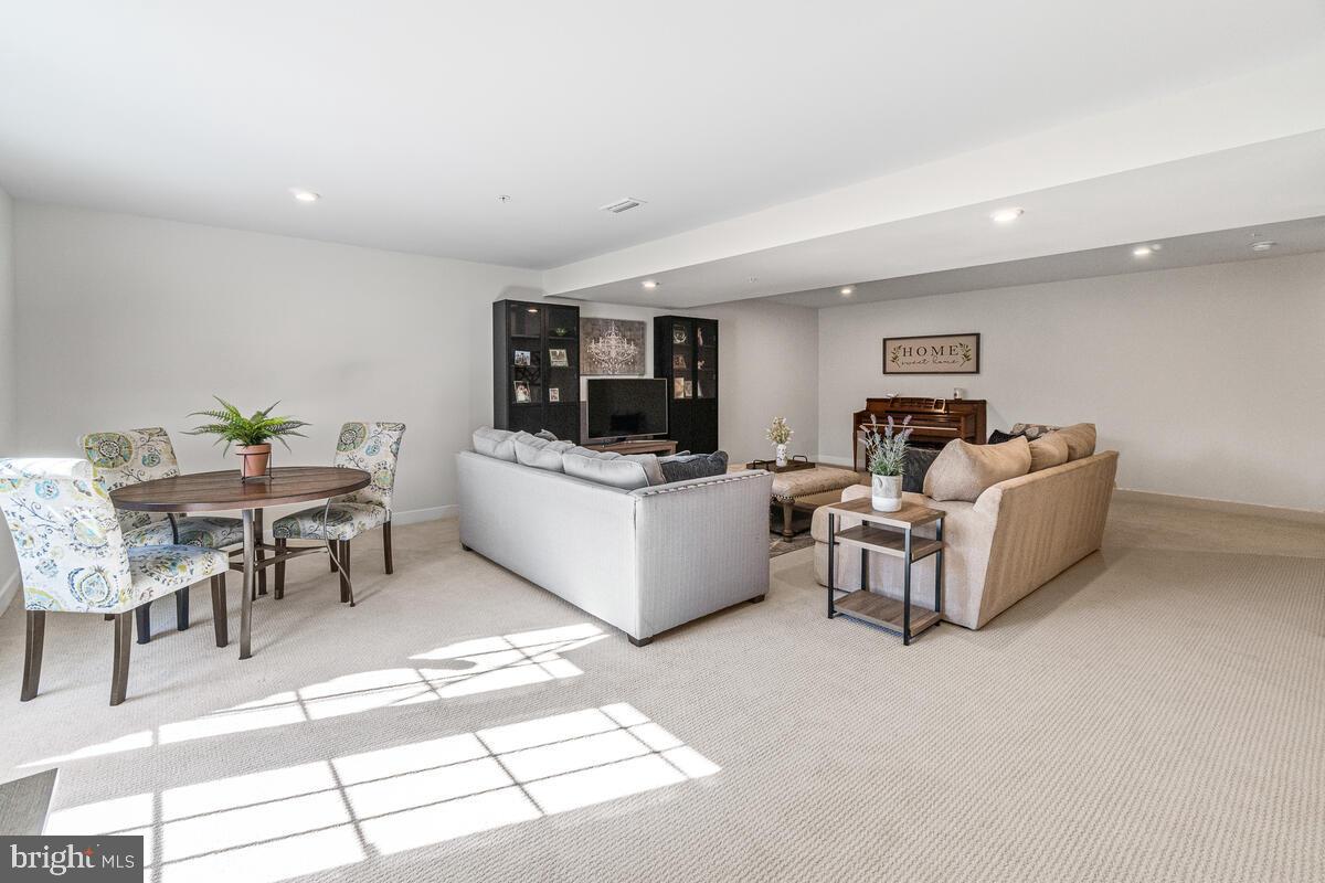 WOODRIDGE AT LAKE LINGANORE - Residential