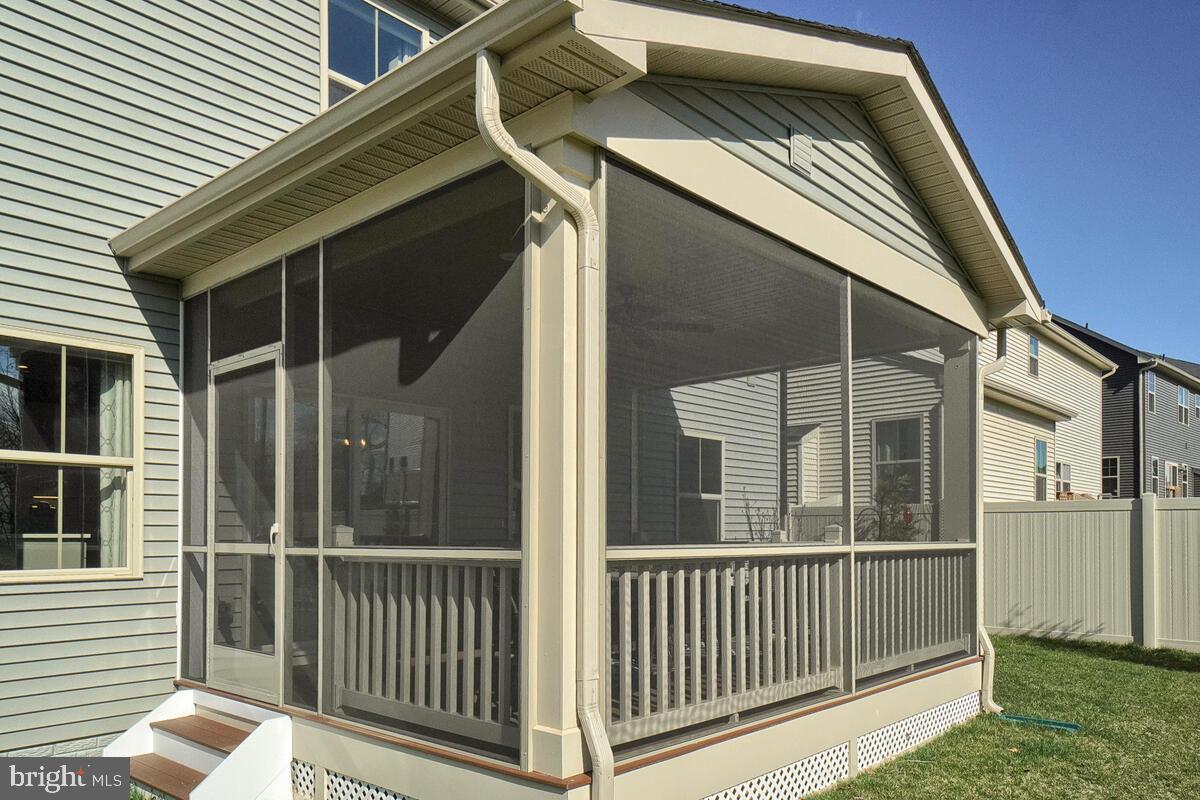 WOODRIDGE AT LAKE LINGANORE - Residential