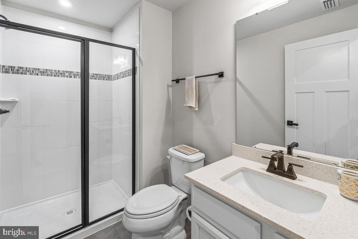 WOODRIDGE AT LAKE LINGANORE - Residential