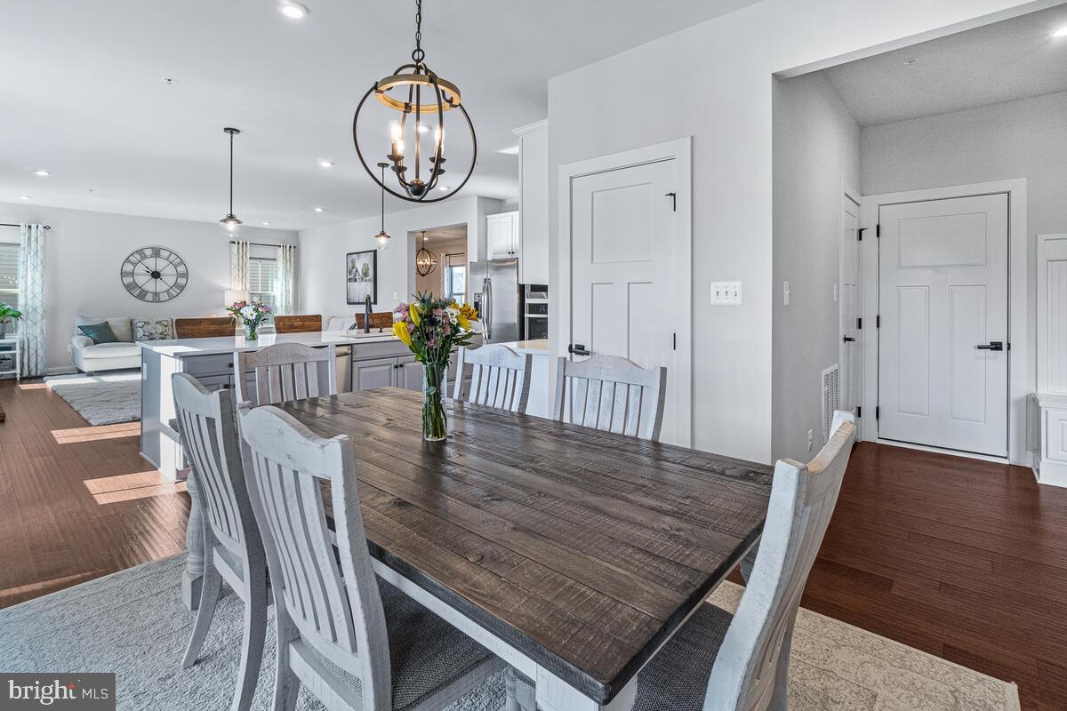 WOODRIDGE AT LAKE LINGANORE - Residential