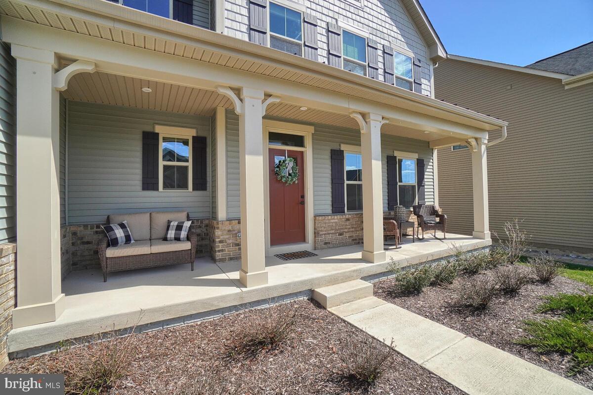 WOODRIDGE AT LAKE LINGANORE - Residential