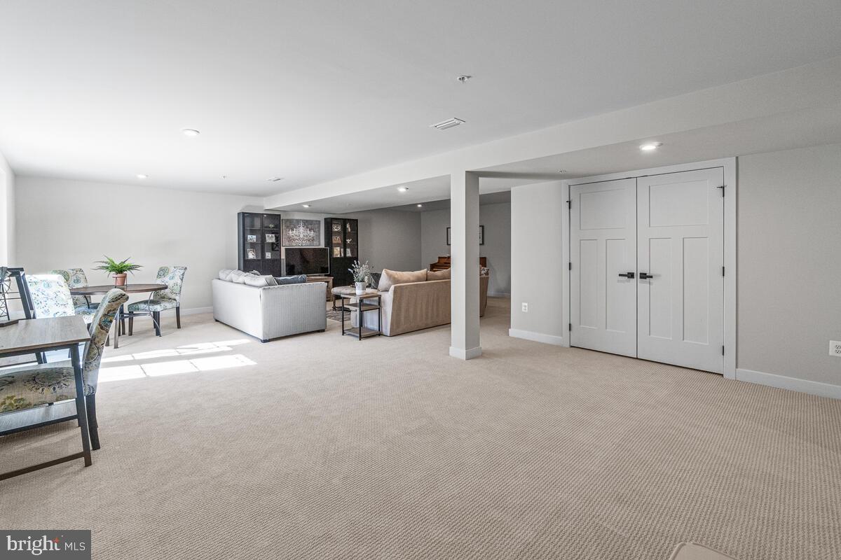 WOODRIDGE AT LAKE LINGANORE - Residential