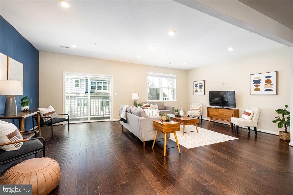 RIVERWALK AT CROFTON - Residential