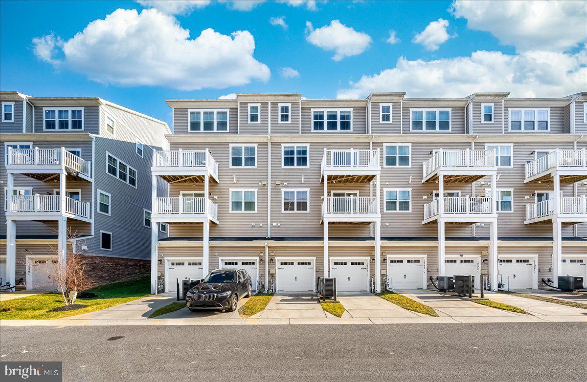 RIVERWALK AT CROFTON - Residential