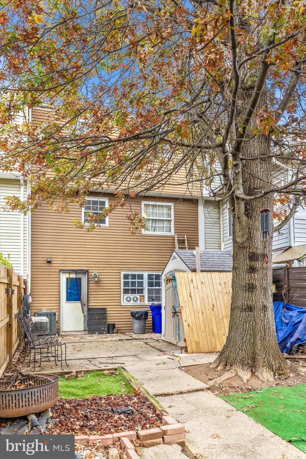 AMBER MEADOWS - Residential