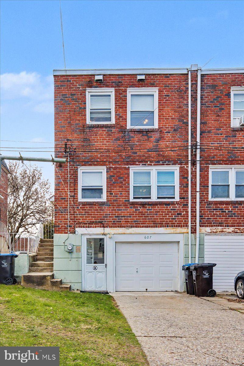 NORRIS HILLS - Residential