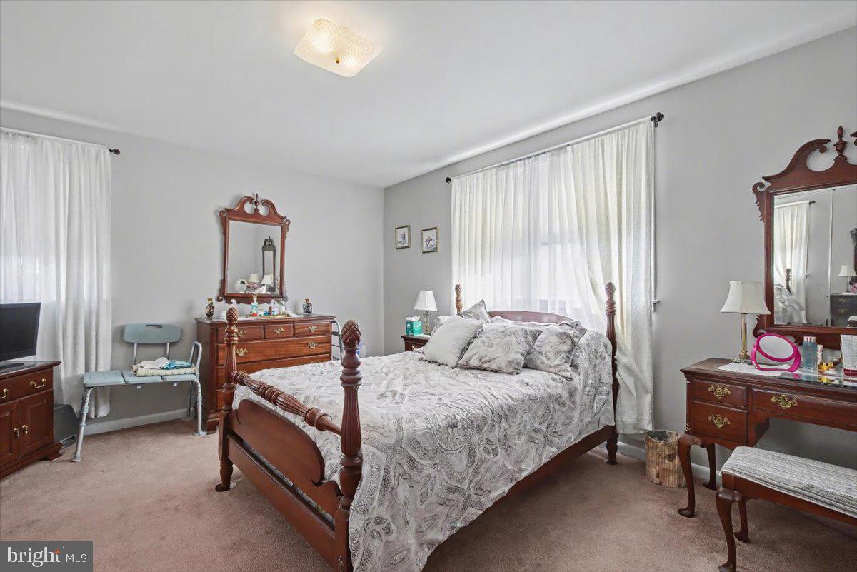 NORRIS HILLS - Residential