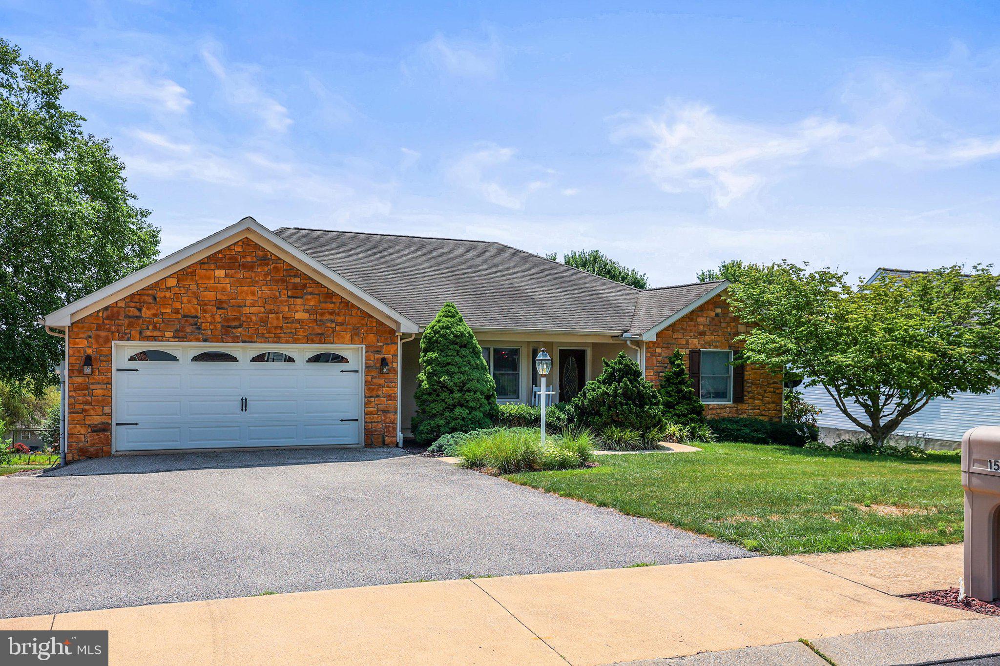151 OVERVIEW CIRCLE E