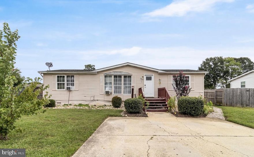 Motivated Seller!! Come check out this affordable 3 bed 2 bath rambler. Larger primary suite and on suite! Granite countertops in kitchen. Great location and under 5 minutes PAX River Naval base!