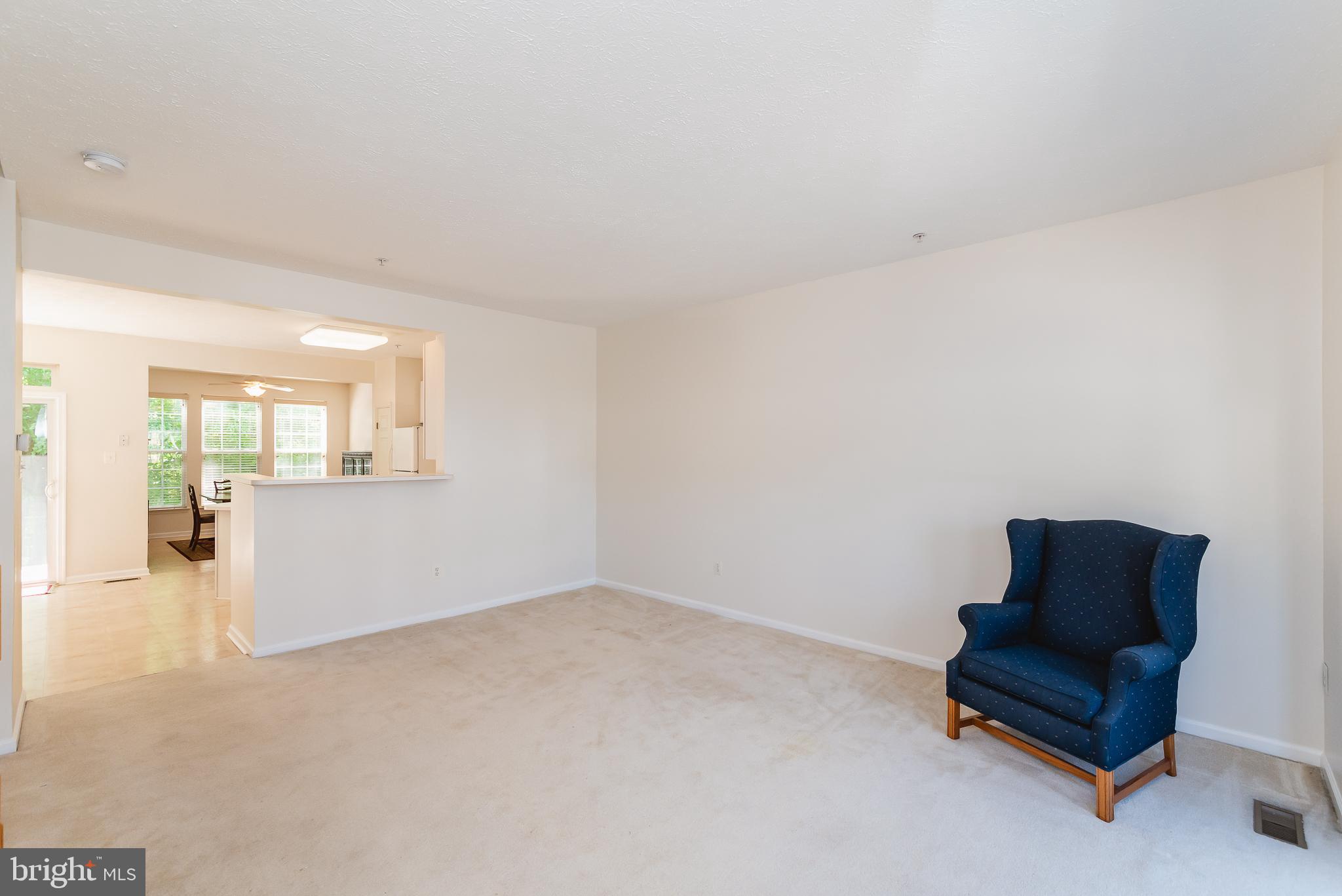 HOLLY WOODS - Residential