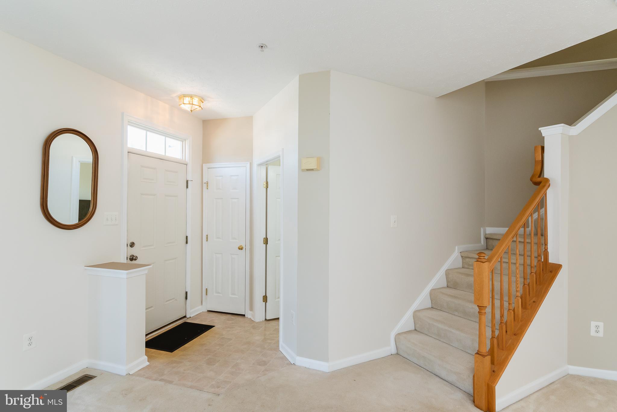 HOLLY WOODS - Residential