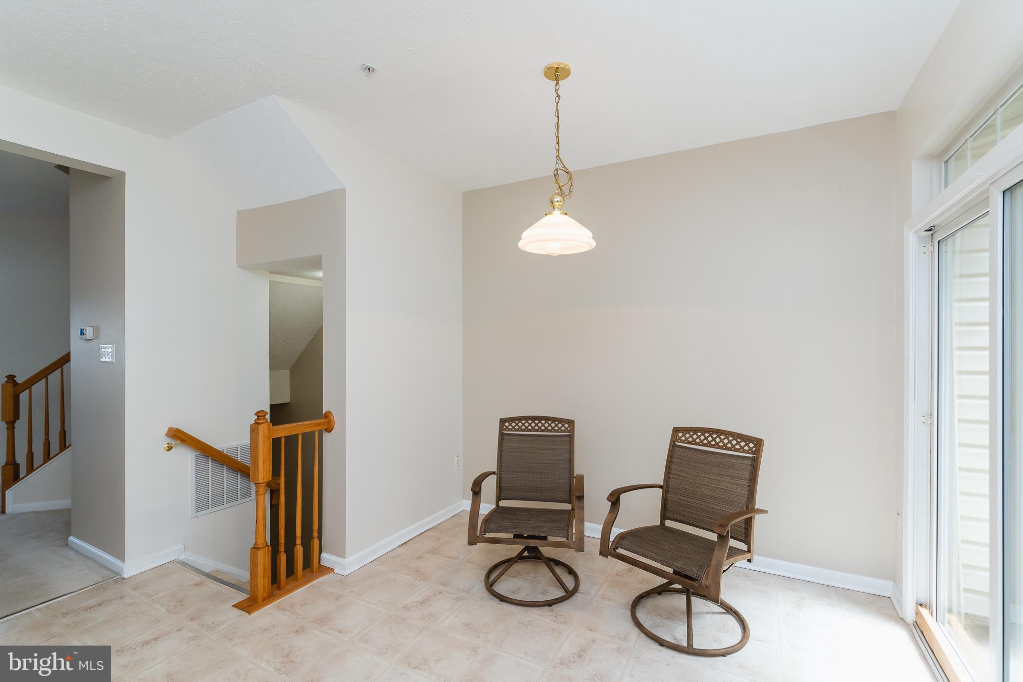 HOLLY WOODS - Residential