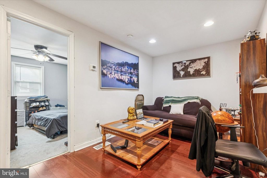 Photo of 261 E Hector Street, CONSHOHOCKEN, PA 19428 (MLS # PAMC2166542)