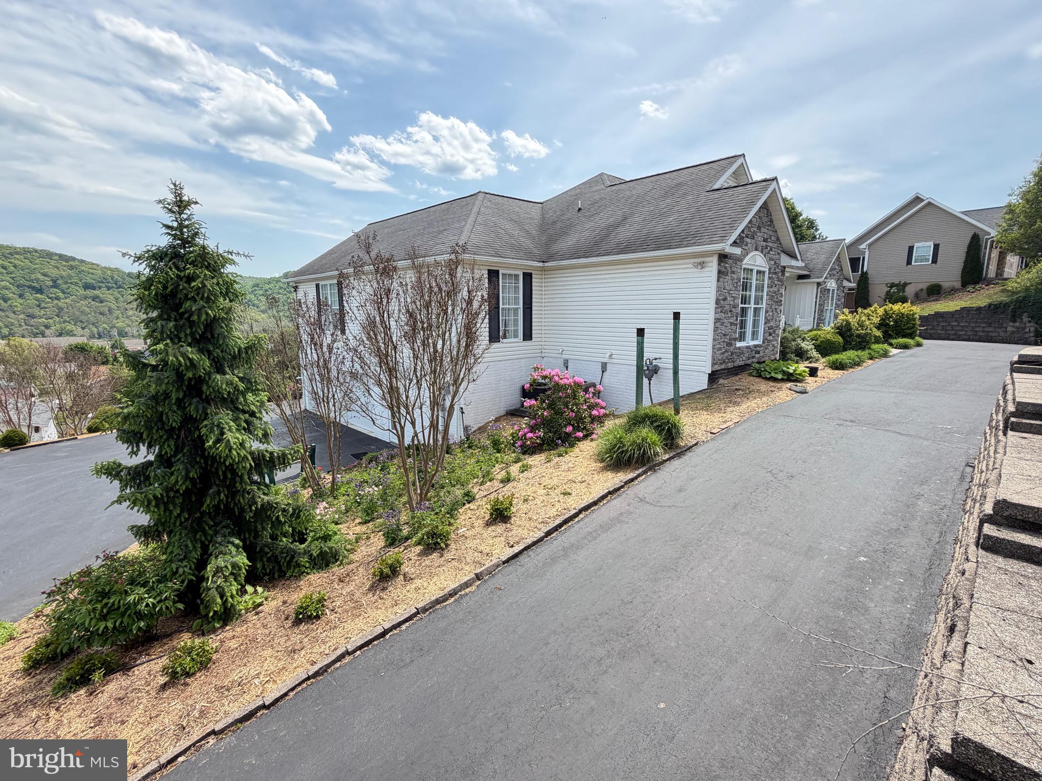AIR PORT ADDITION - Residential