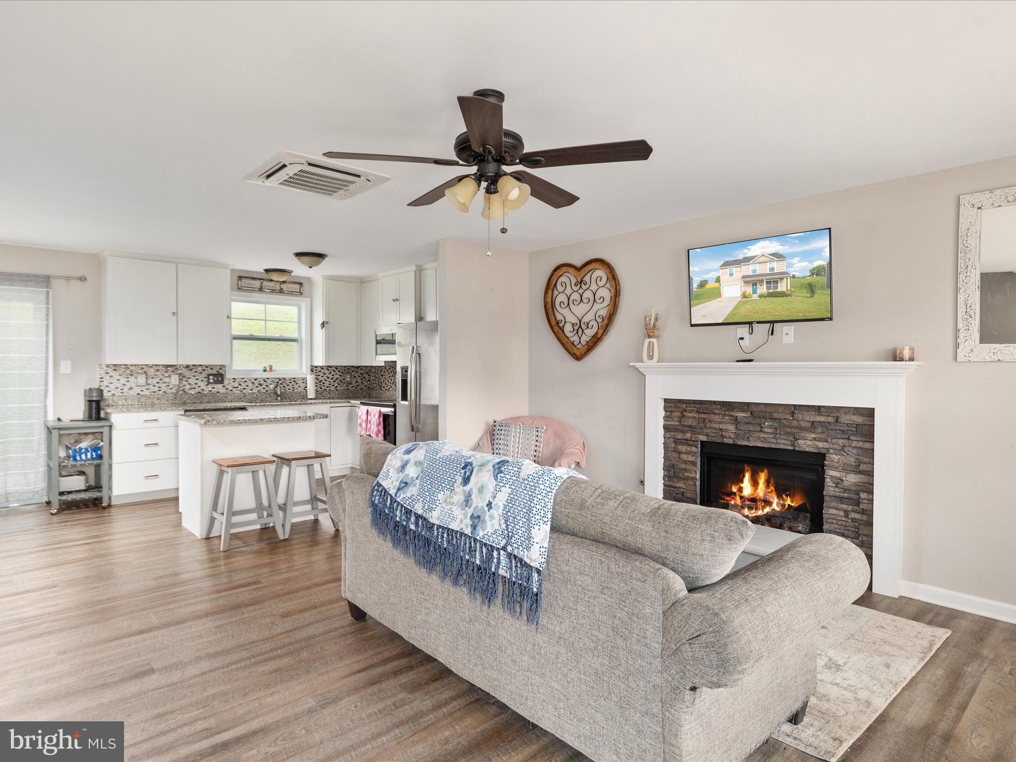 PRINCETON SHOALS - Residential