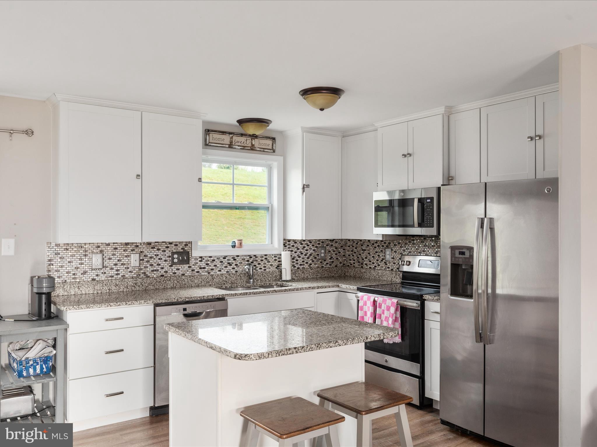 PRINCETON SHOALS - Residential