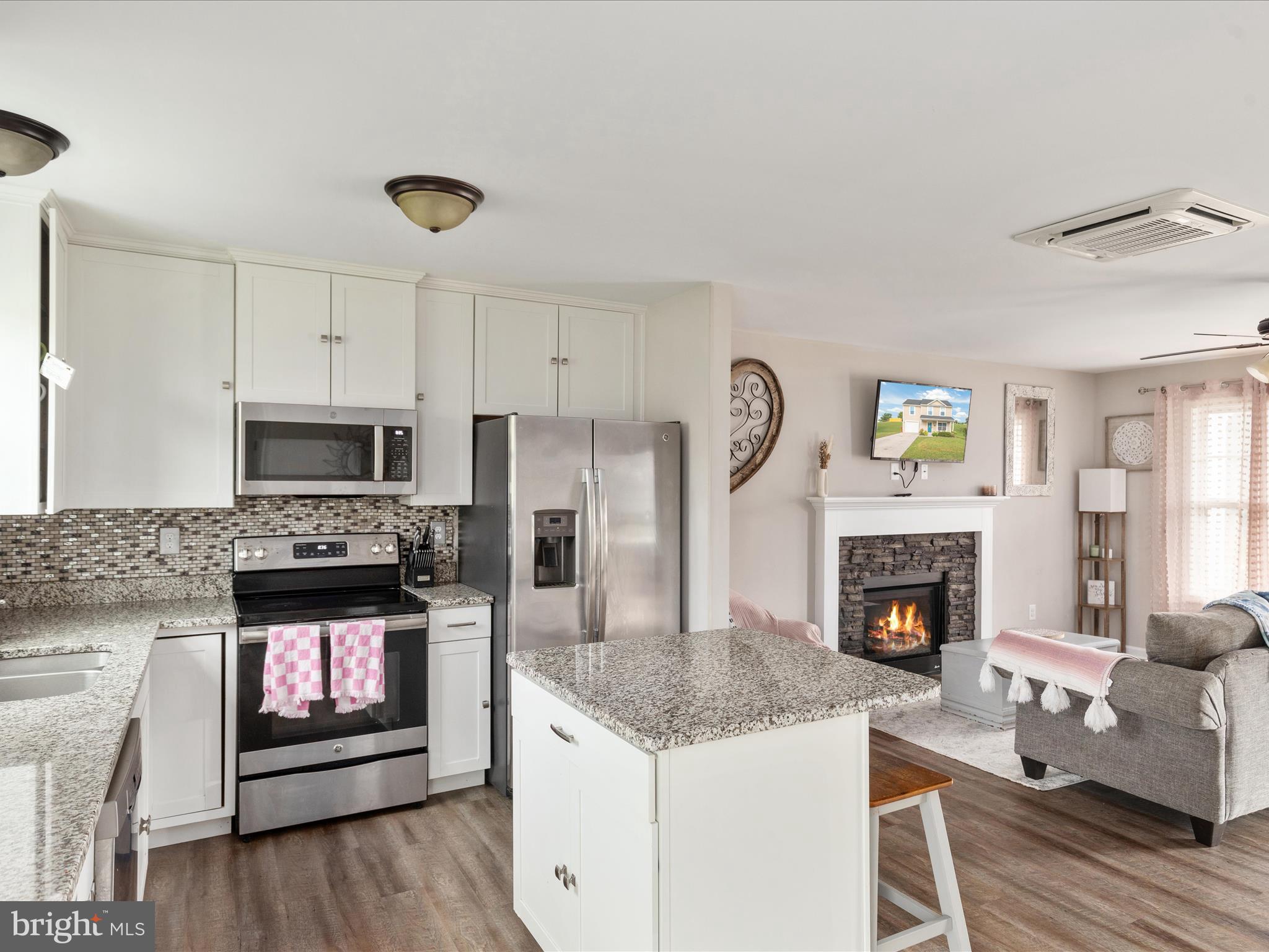 PRINCETON SHOALS - Residential