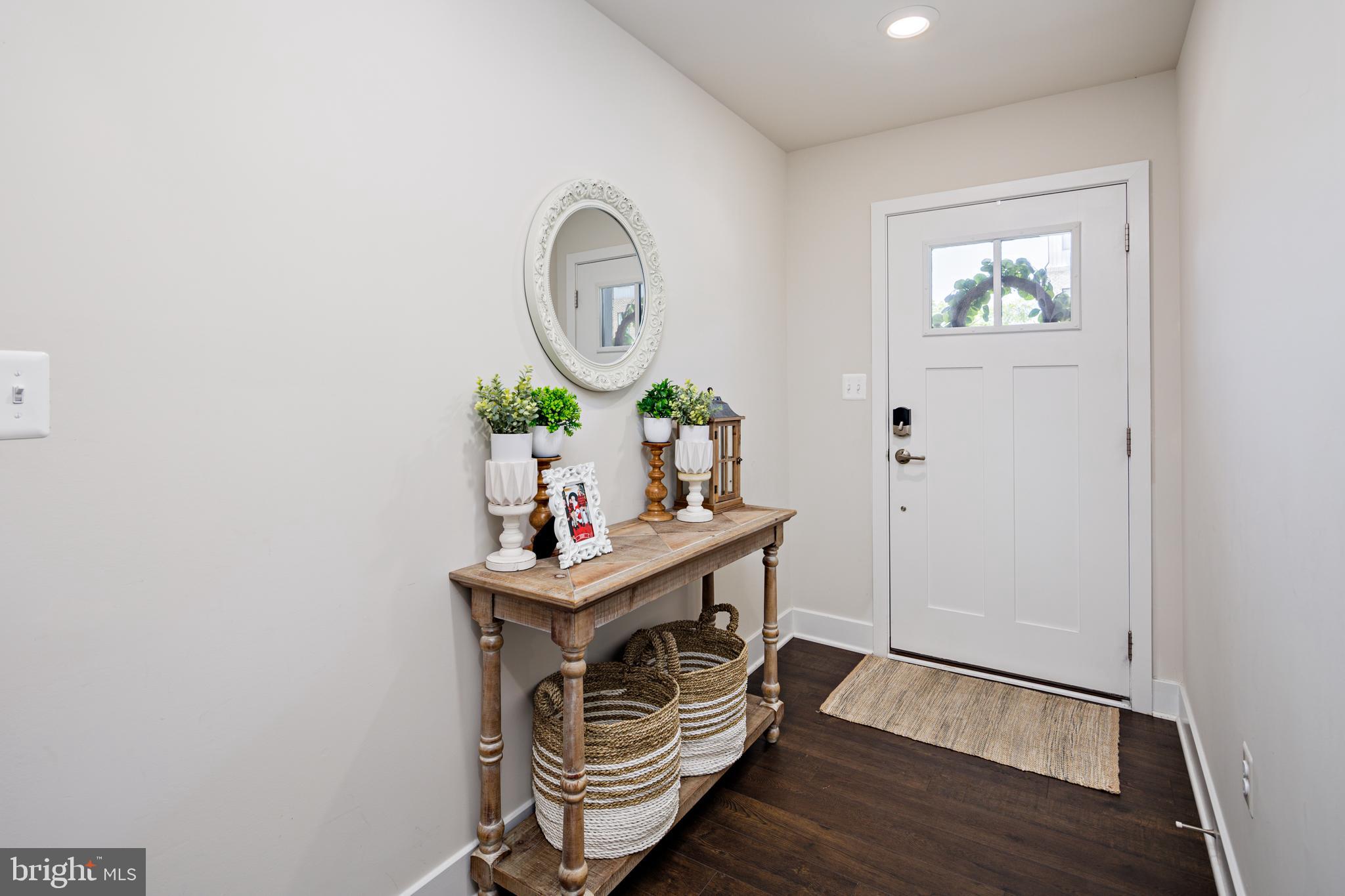 TANYARD SHORES - Residential