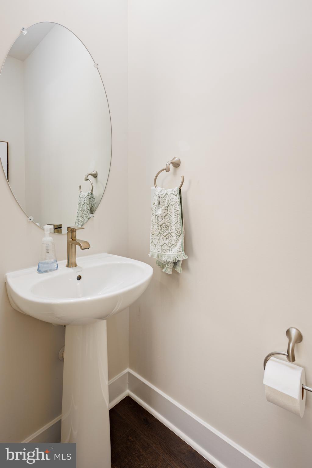 TANYARD SHORES - Residential