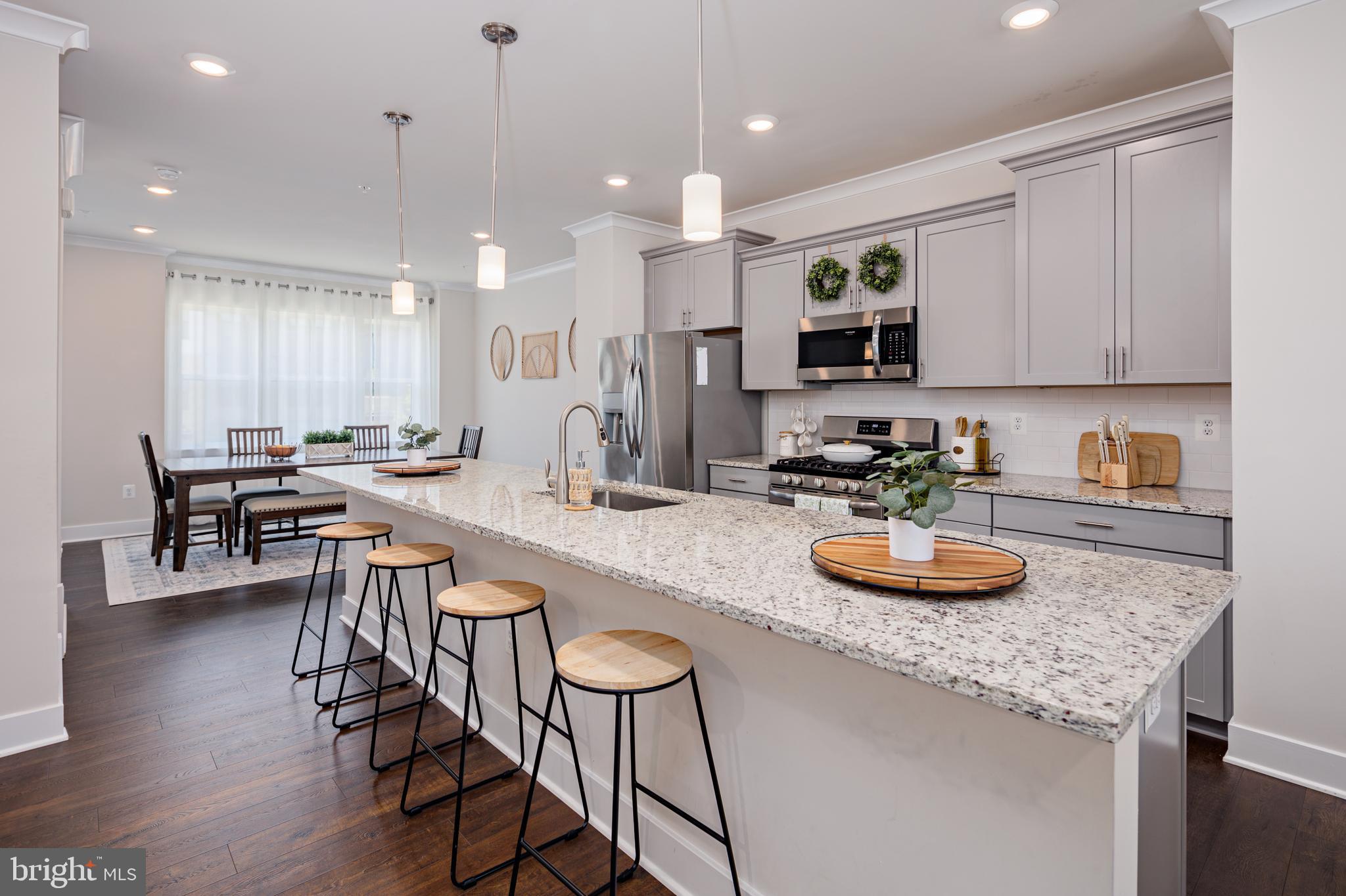 TANYARD SHORES - Residential