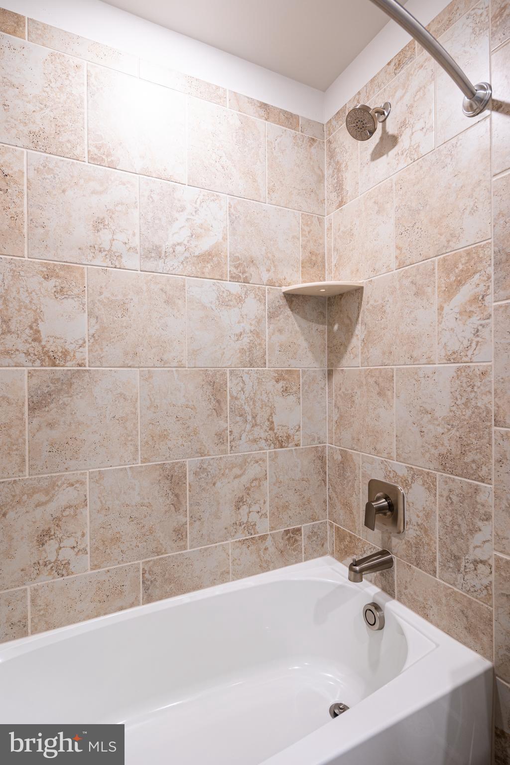 TANYARD SHORES - Residential