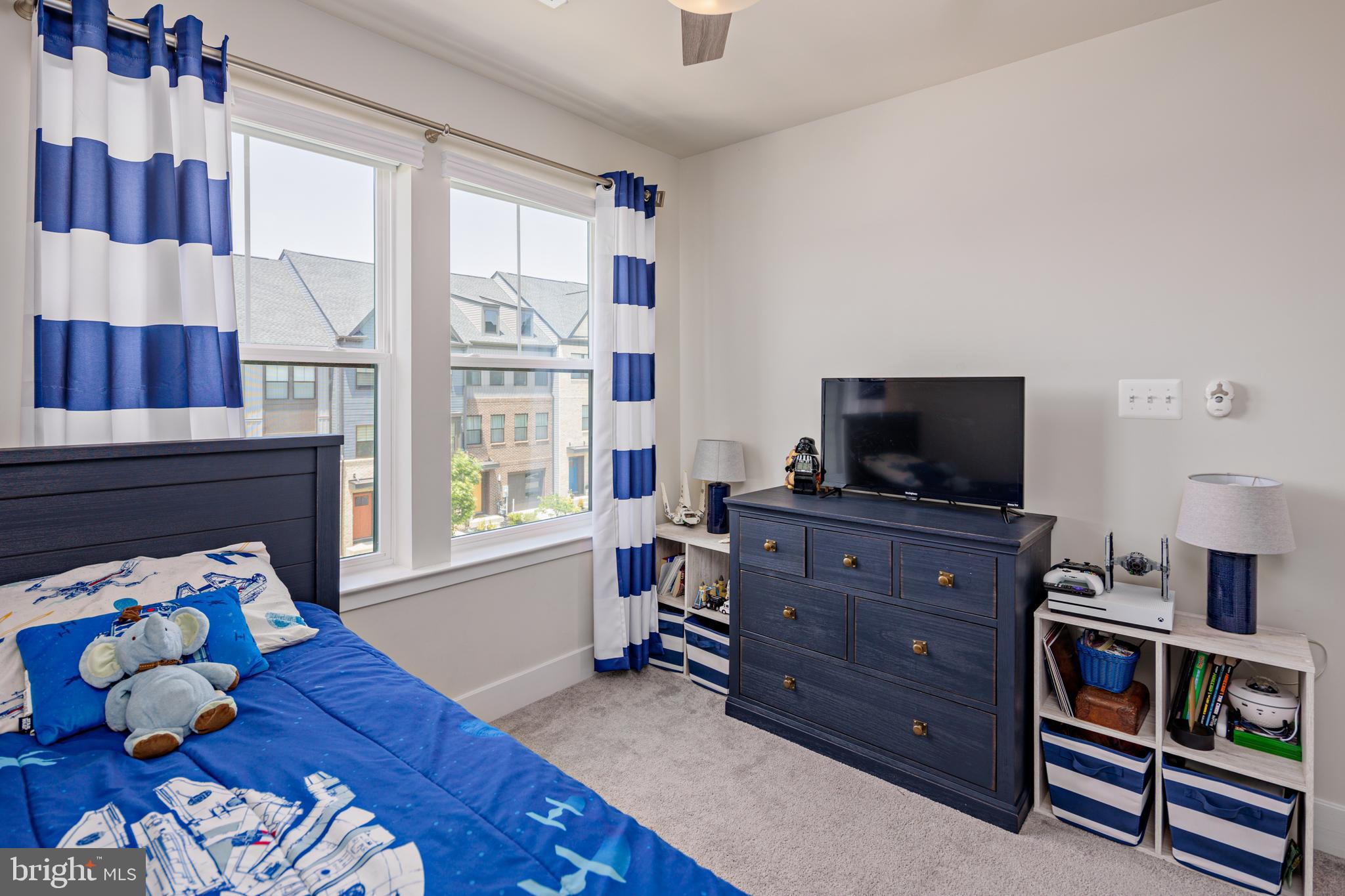 TANYARD SHORES - Residential