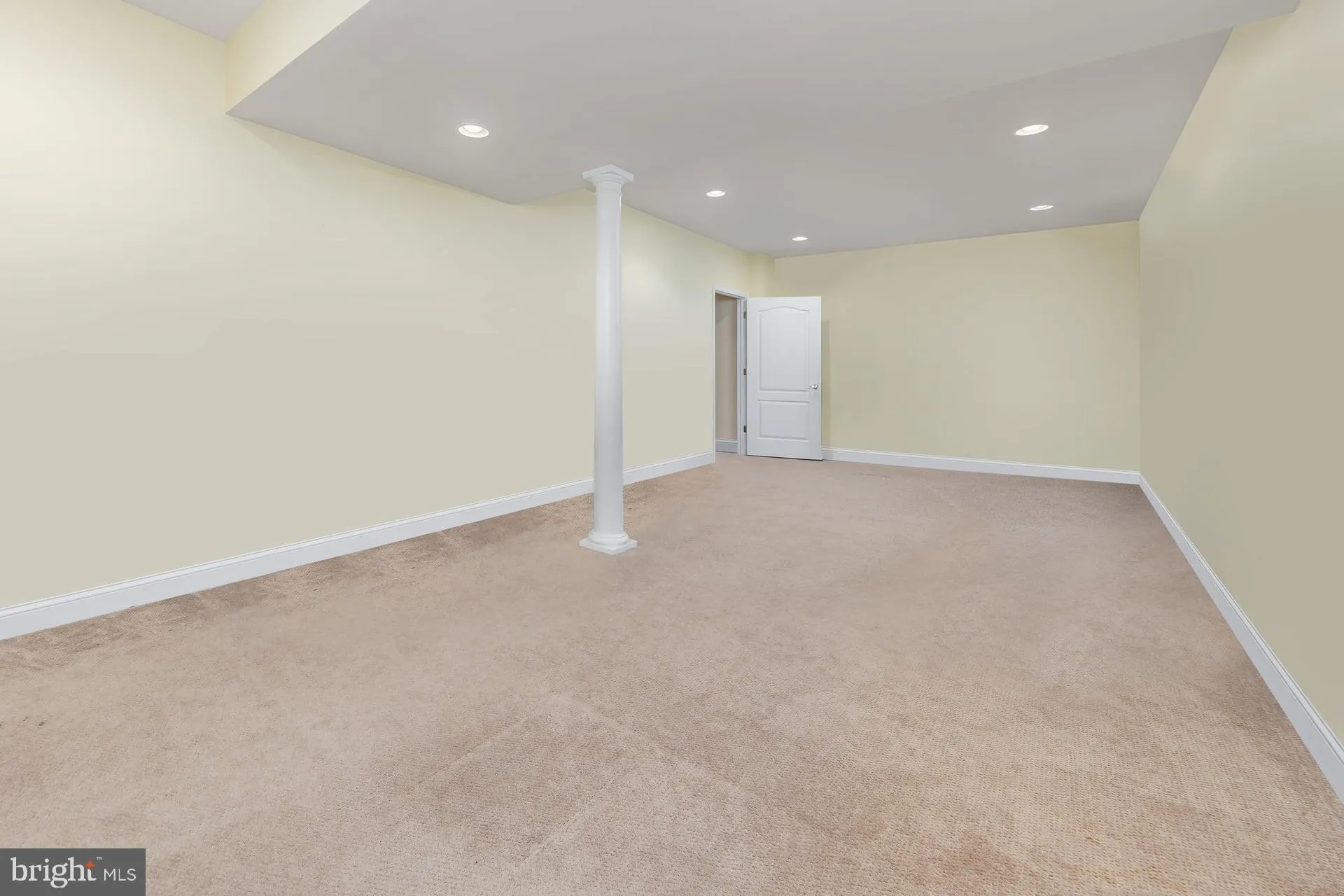 Mullica Hill, New Jersey 08062, United States, 4 Bedrooms Bedrooms, ,4 BathroomsBathrooms,Residential,Contingent,158755