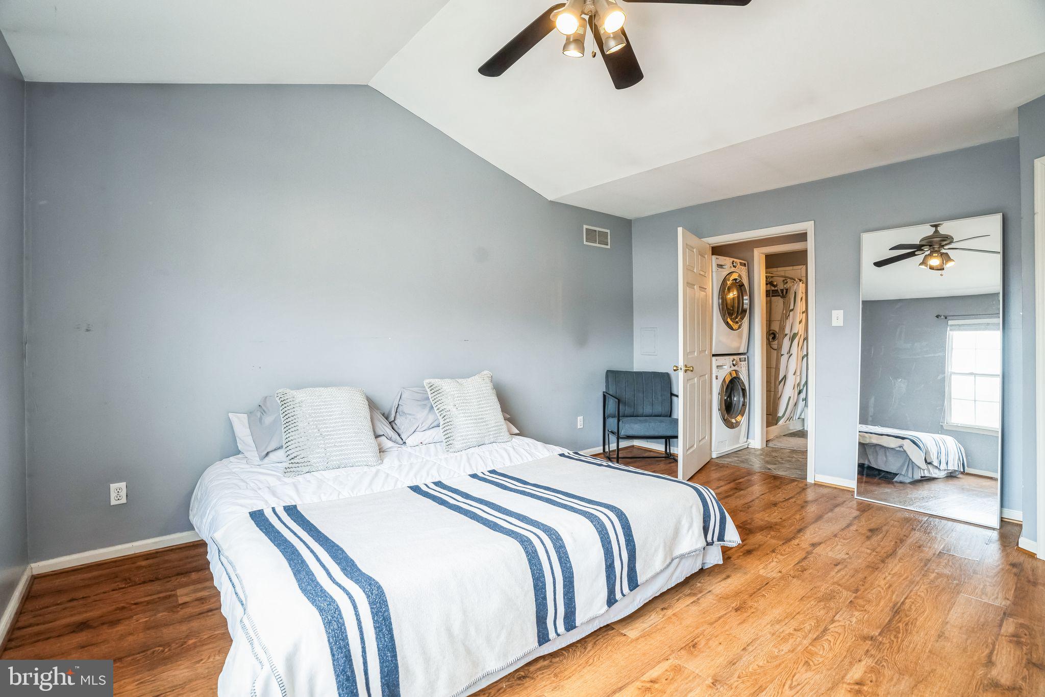 PERSIMMON CREEK - Residential