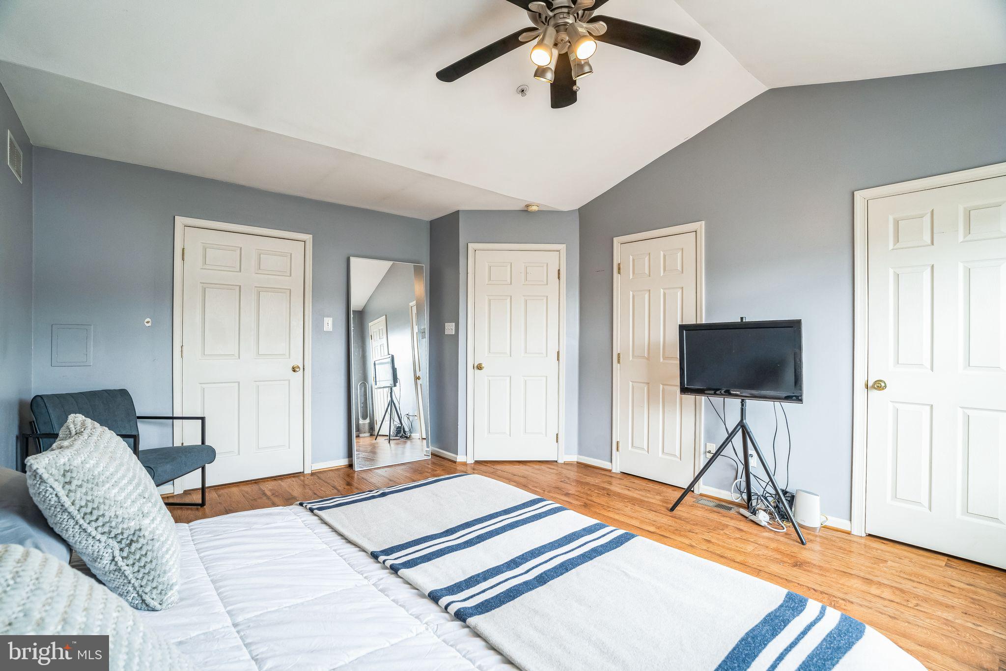 PERSIMMON CREEK - Residential