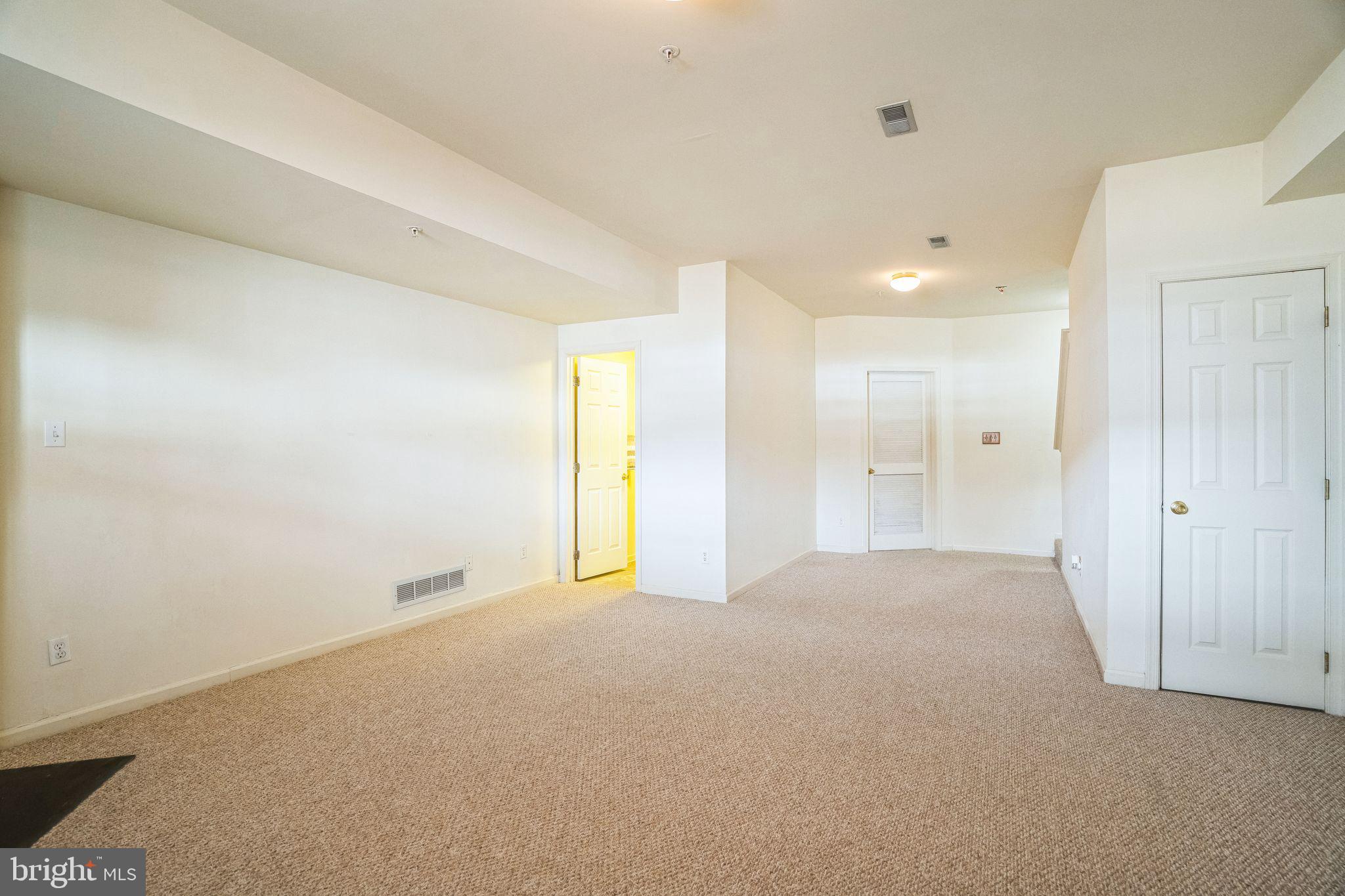 PERSIMMON CREEK - Residential