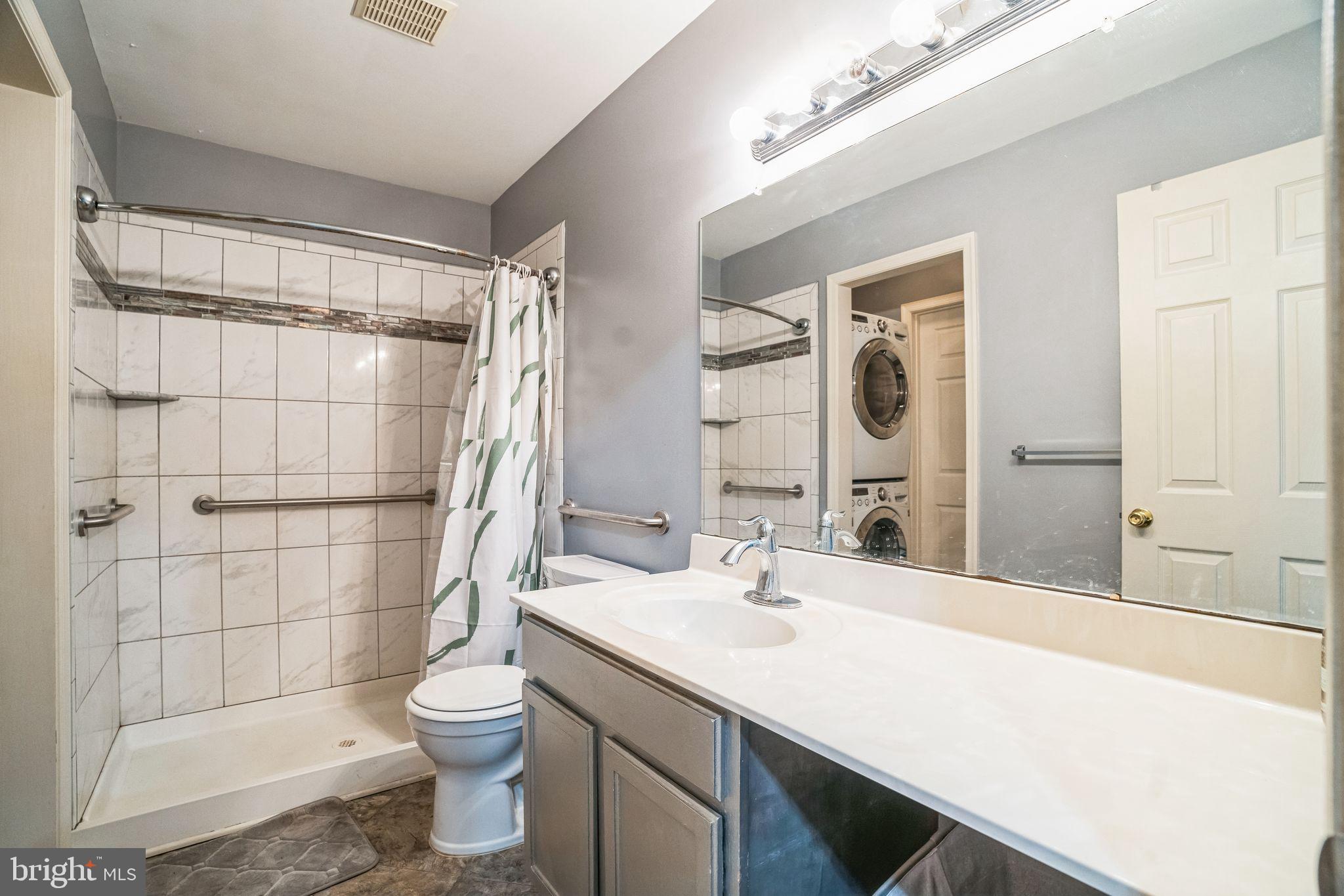 PERSIMMON CREEK - Residential