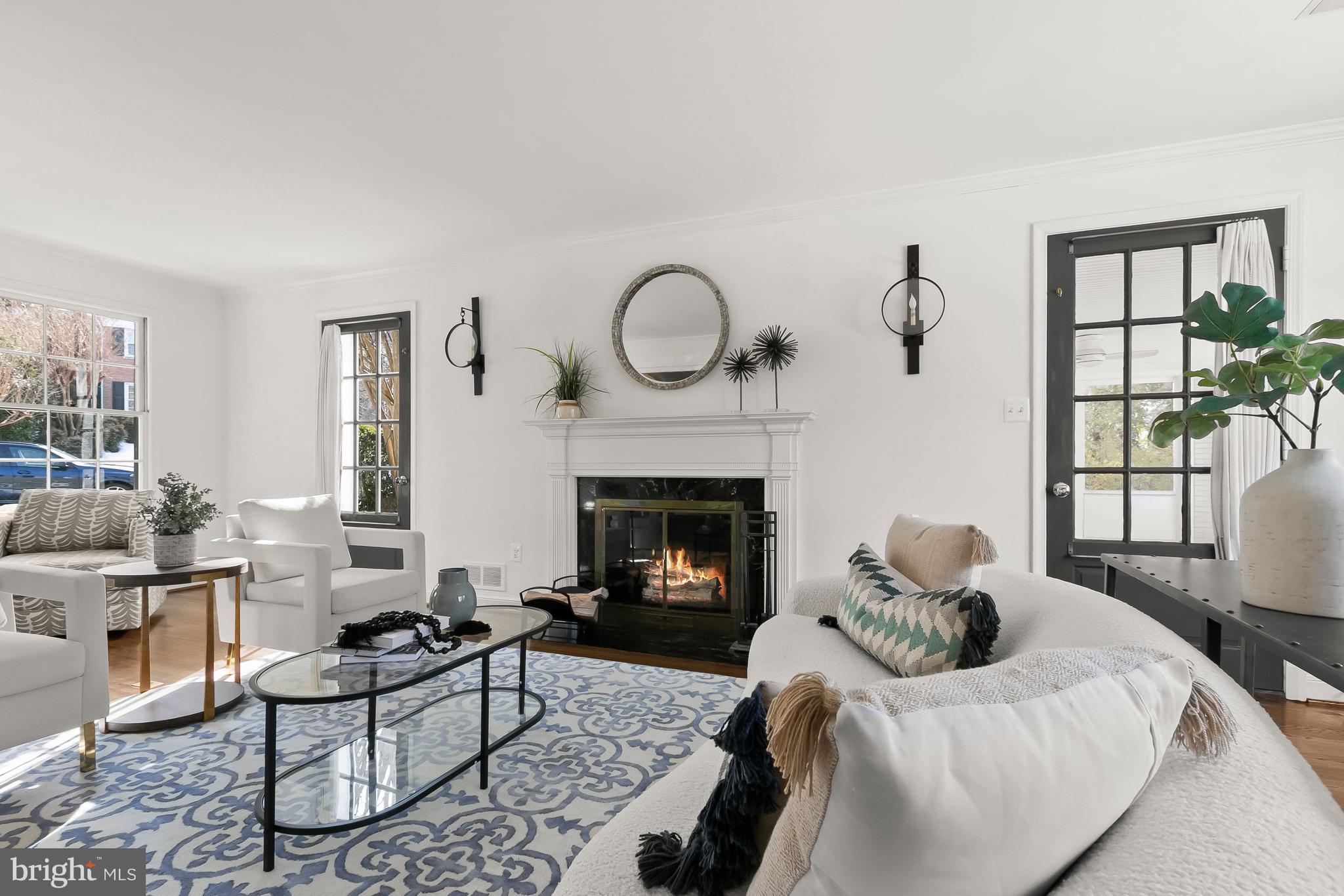 SPRING HILL - Residential