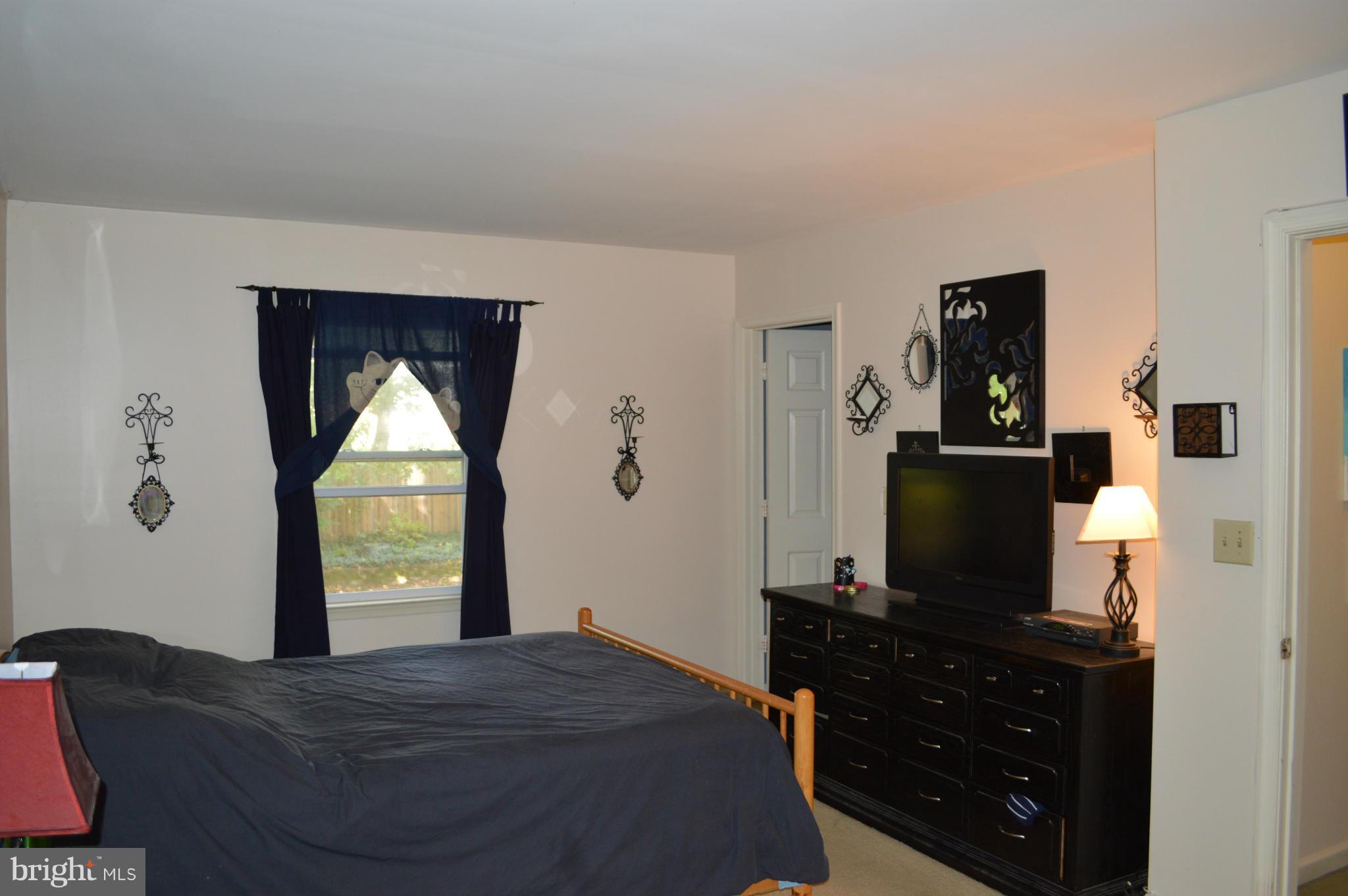 HERITAGE OAKS - Residential