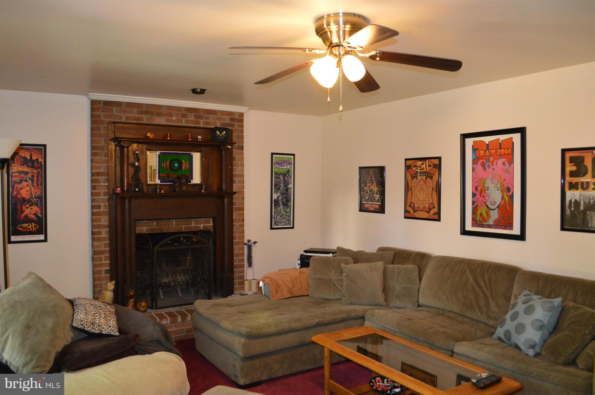 HERITAGE OAKS - Residential