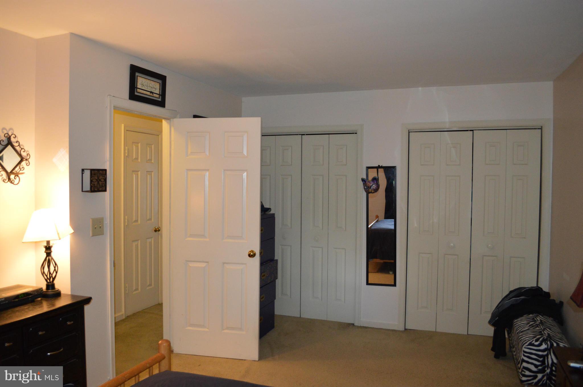 HERITAGE OAKS - Residential