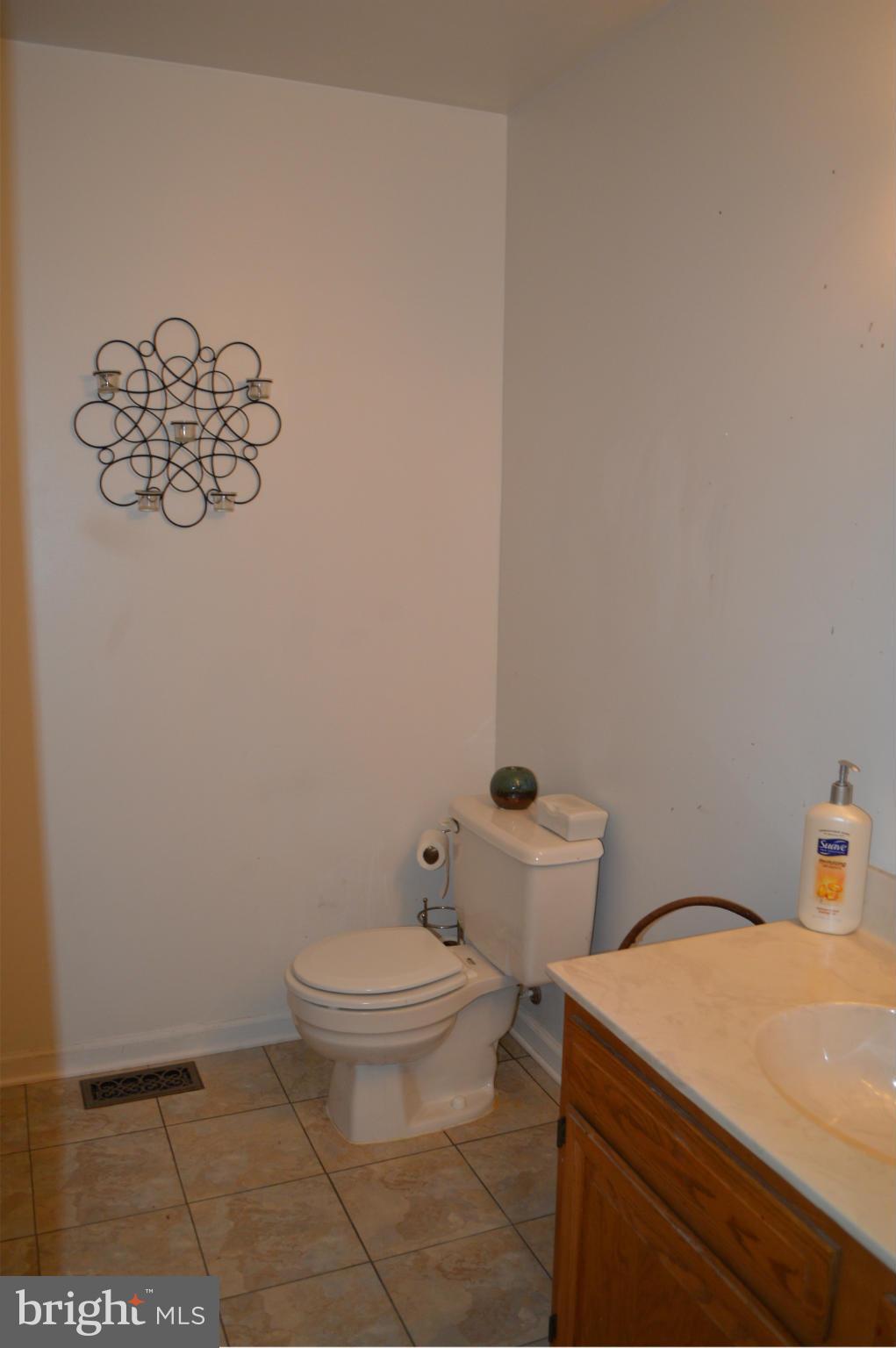 HERITAGE OAKS - Residential